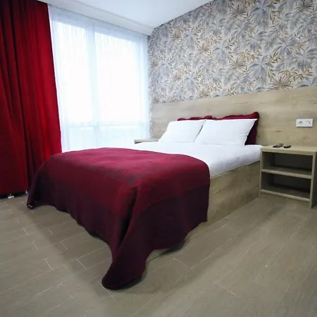 Hotel Joi Suites &
