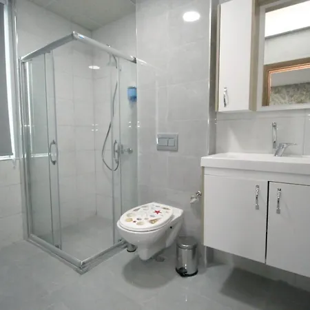Hotel Joi Suites & 3*